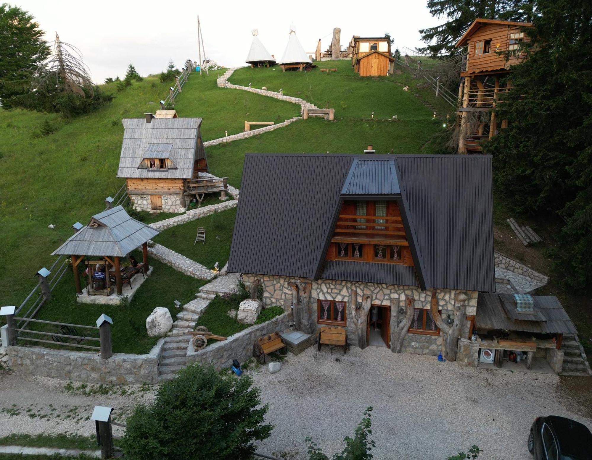 Guesthouse Planinarski Dom Neviden'O Žabljak Dış mekan fotoğraf